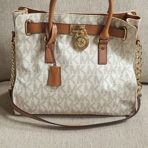 Michael Kors bag